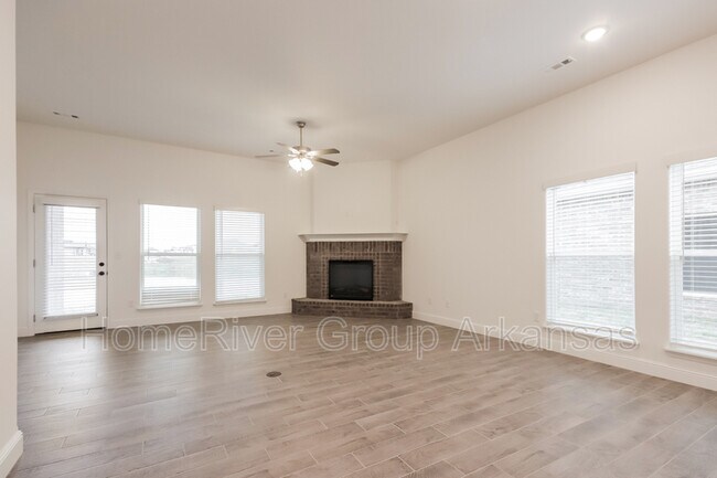 Foto del edificio - 413 NW 62nd Ave