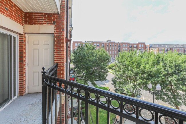 Foto del edificio - The Brownstones At Englewood South