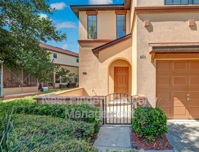 Foto del edificio - 601 Briar Way Ln