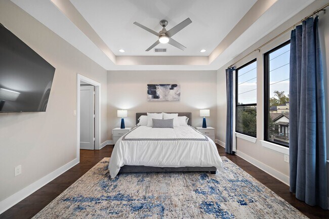 Building Photo - 1603 Holly St