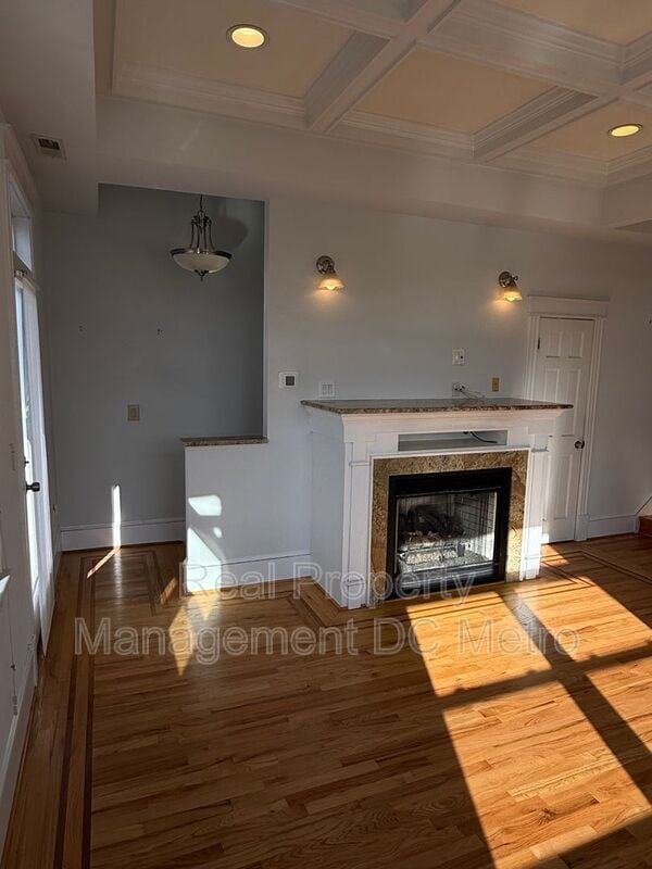 Foto del edificio - 3538 13th St NW