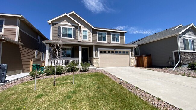 Building Photo - 921 N Vandriver Way