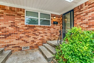 Building Photo - 3 Garfield Cir
