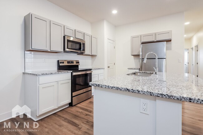 Foto del edificio - 5802 E Bristol Cir