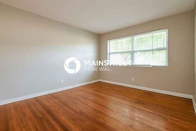 Foto del edificio - 2327 Hirsch Ave