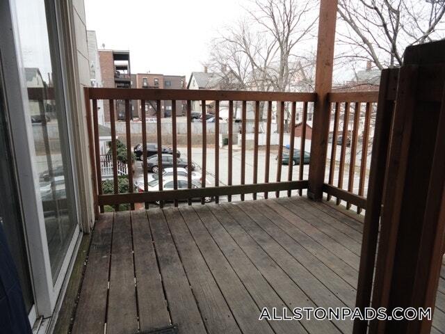 Building Photo - 14 Gardner St