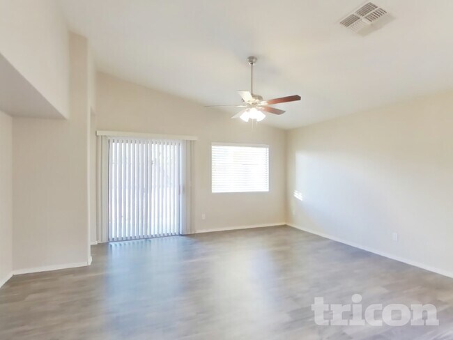 Building Photo - 79 E Lupine Pl