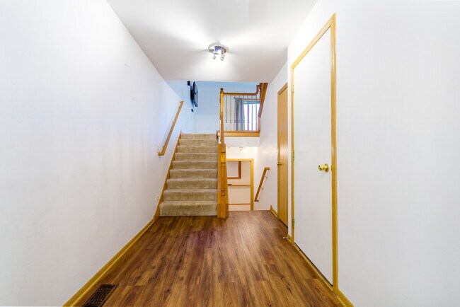 Foto del edificio - 8242 Pecan Pl