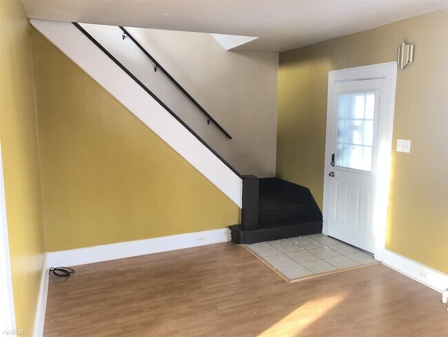 Building Photo - 2 br, 2 bath House - 121 Violet St