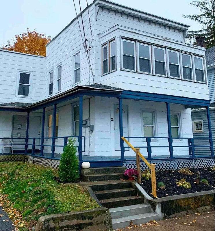 60 North St Unit 1, Meriden, CT 06451 Room for Rent in Meriden, CT