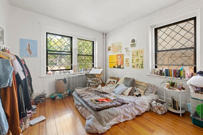 Building Photo - Awesome 3 bed in Brighton
