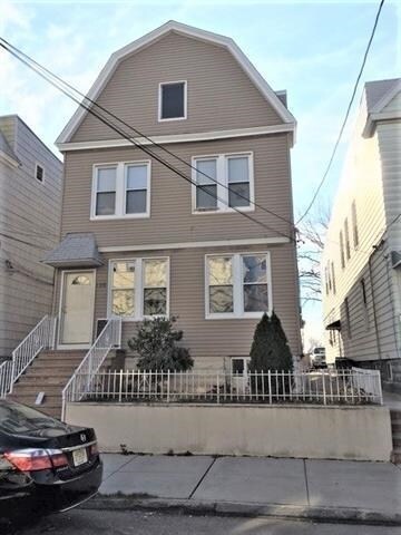 Foto principal - 126 W 19th St
