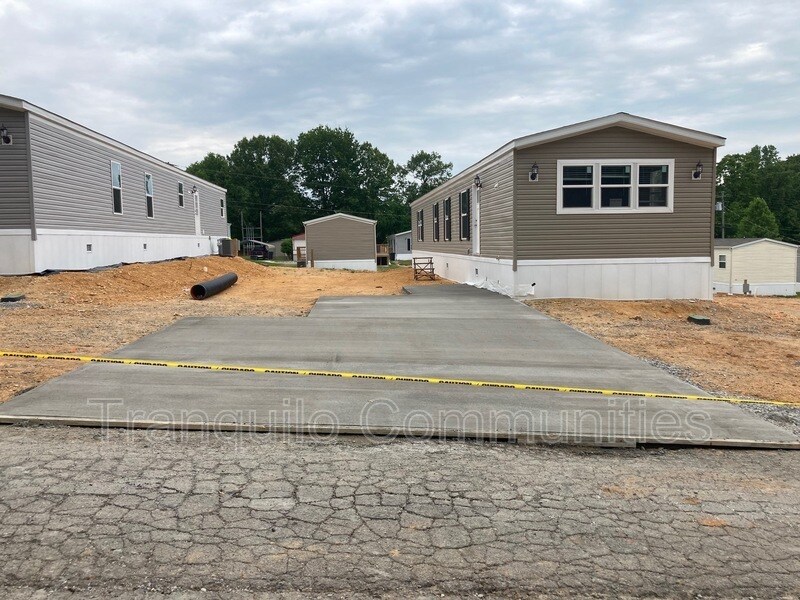 225 Caroline Ln, Dickson, TN 37055 House Rental in Dickson, TN