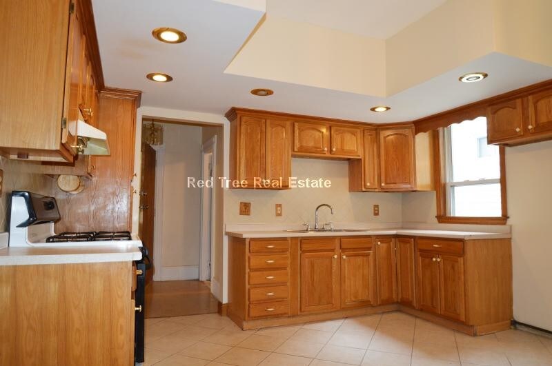 Primary Photo - 30 Egleston St