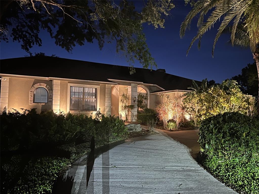 Foto principal - 1304 N Jasmine Ave