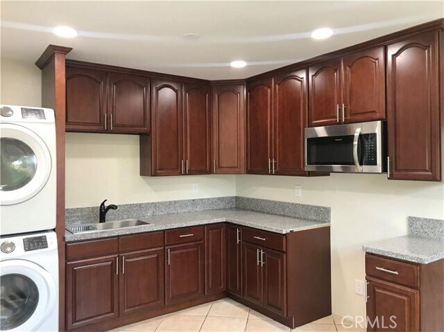 Foto del edificio - 3411 Chadwick Dr