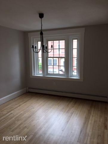 Foto del edificio - 2 br, 1.5 bath Condo - 114 Hollis St
