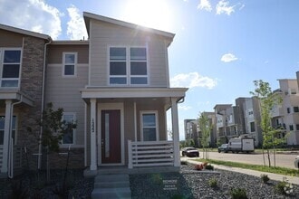 Building Photo - 1222 Penner Dr