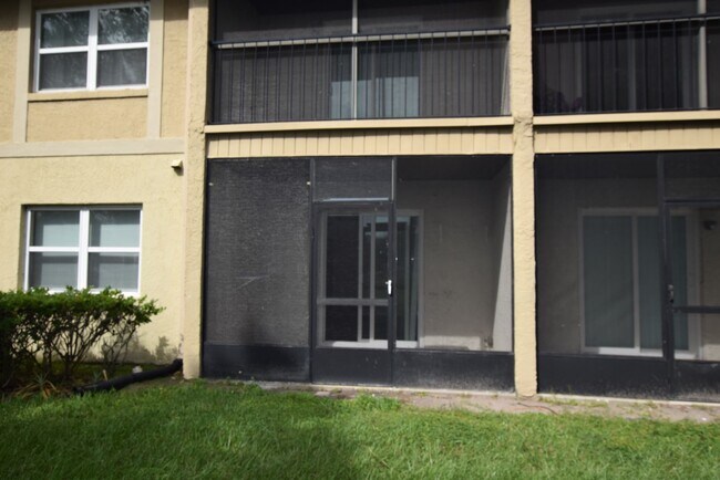 Foto del edificio - 2401 Barley Club Ct