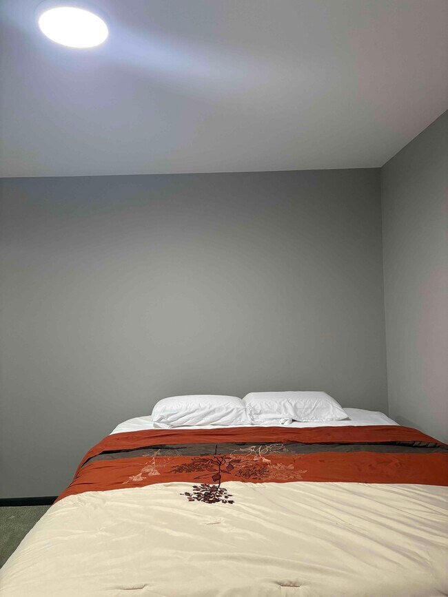 Foto del edificio - 1304 Legend Dr