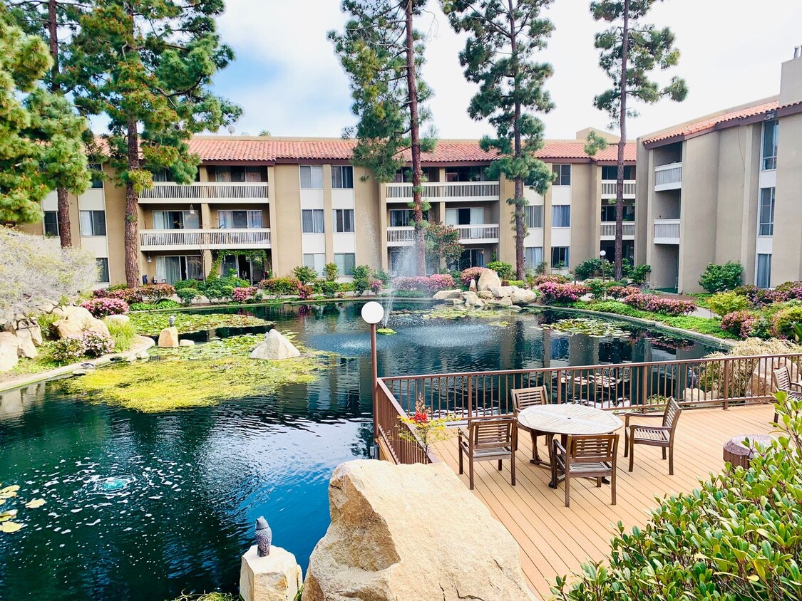 Primary Photo - LARGE AND BRIGHT 2BD/2BA CONDO AVAILABLE I...