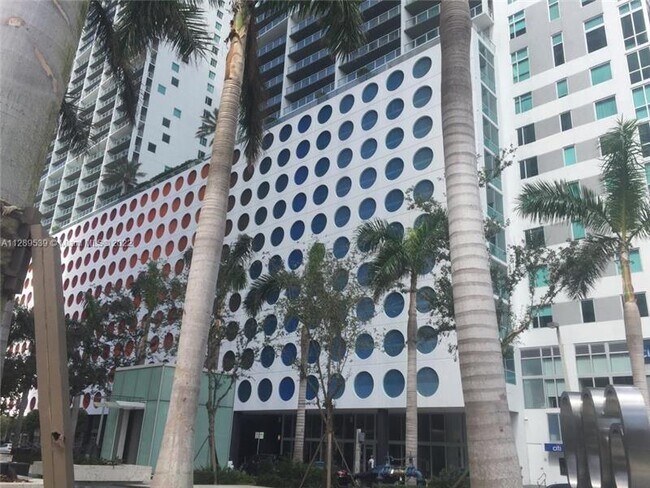 Building Photo - 500 Brickell Ave