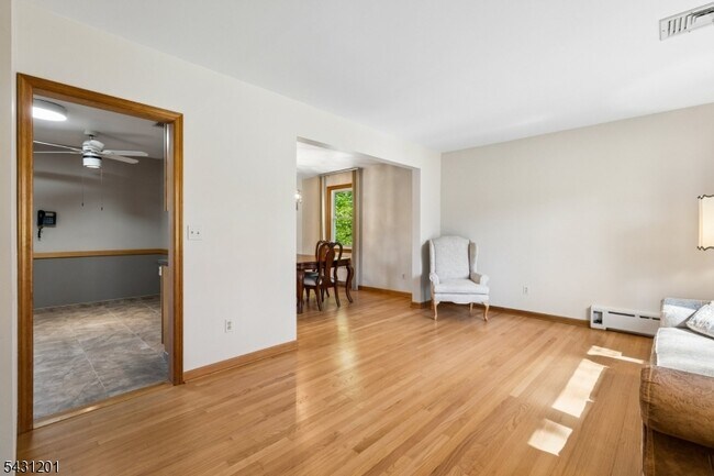 Foto del edificio - 186 W Northfield Rd