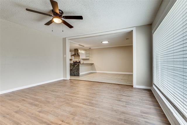 Building Photo - 2642 Gladstone Dr