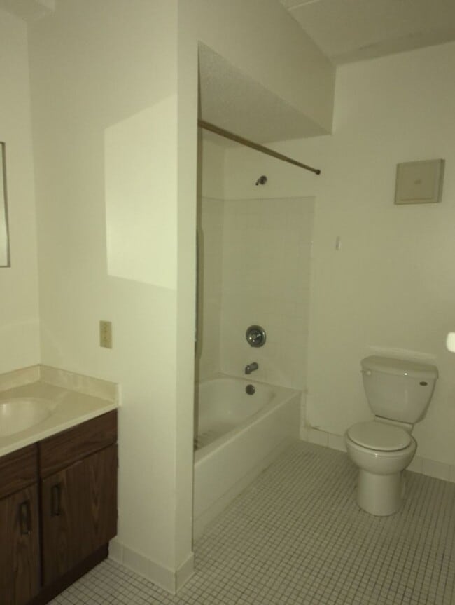 Interior Photo - St. Vallerie Apartments