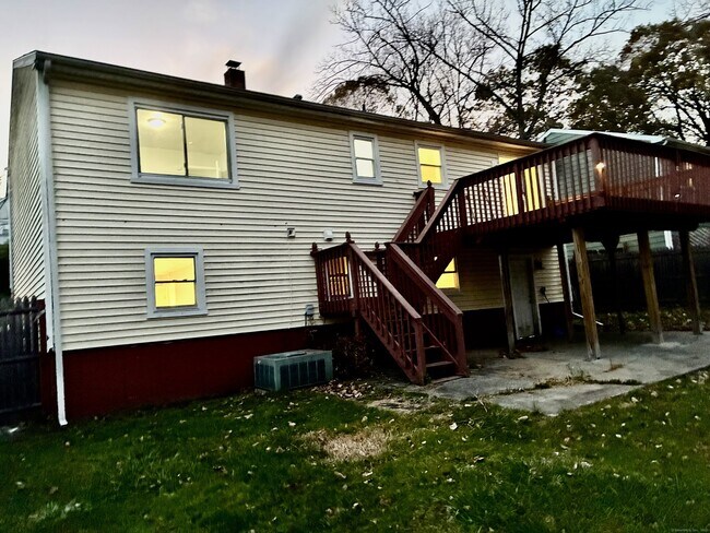 Foto del edificio - 112 Peabody St