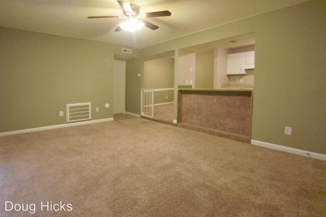 Foto del edificio - 1 br, 1 bath House - 855-K Farmhurst Dr