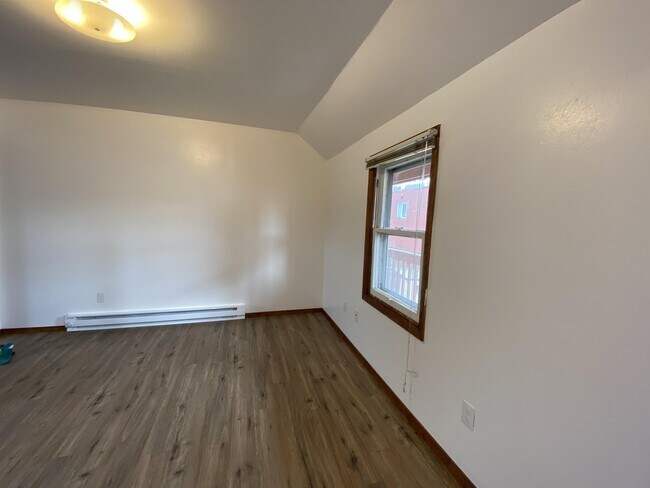 Foto del edificio - 519 S Almon St