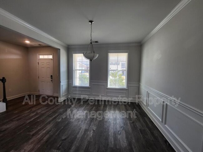 Building Photo - 3328 Fall Branch Ln