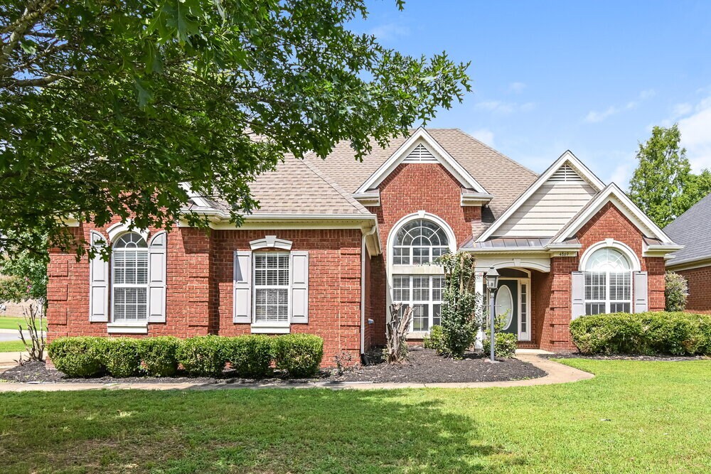 Primary Photo - 4869 Rosebrook Cir E