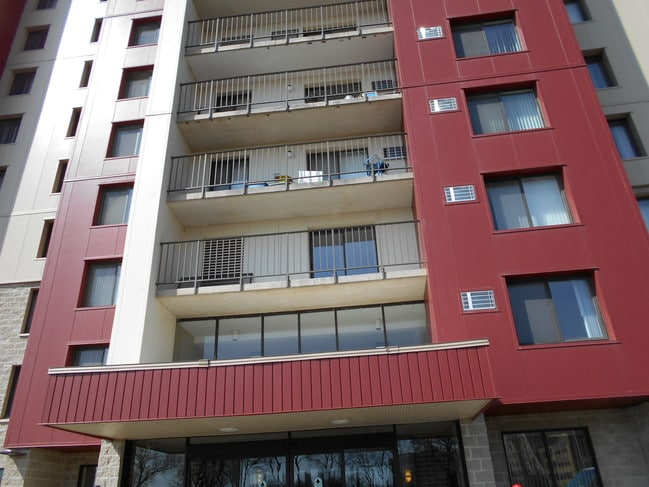 Building Photo - 8330 On The River 62+ Senior Housing