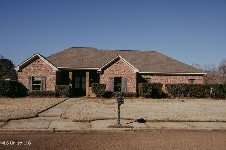 Primary Photo - 120 Bear Creek Cir
