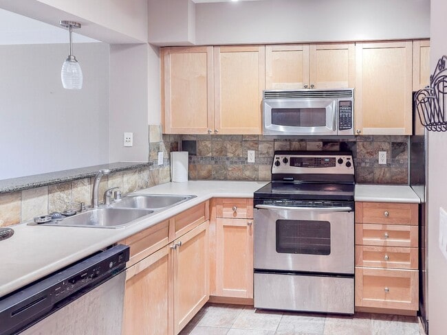 Building Photo - 1545 NW 57th St