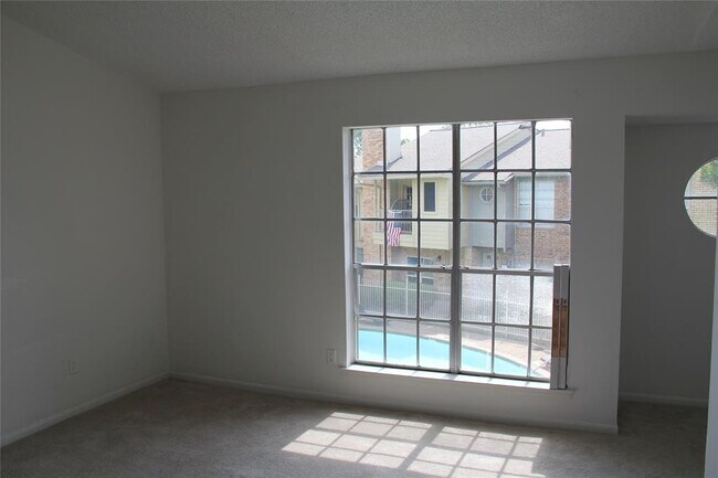 Foto del edificio - 11201 Lynbrook Dr