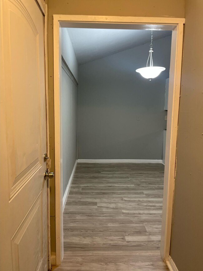 Foto del edificio - 6605 Spring Lark St