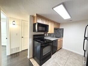 Building Photo - 5700 S 900 E