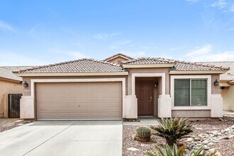 Building Photo - 2783 E Cowboy Cove Trail