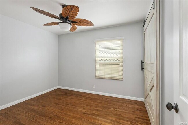 Foto del edificio - 5849 E Gossamer St