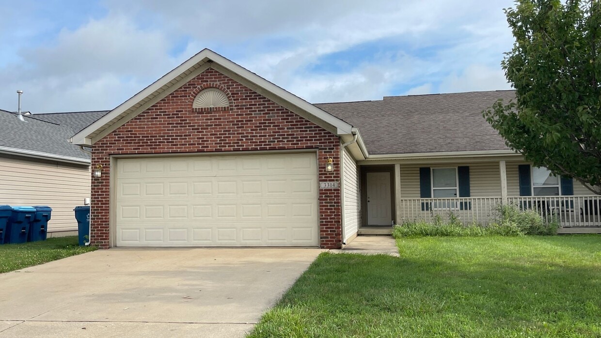 LINDBERG VILLAGE...Duplex - LINDBERG VILLAGE...Duplex