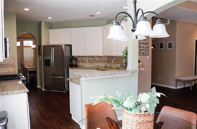 Foto del edificio - 10008 Dawn Brook Dr