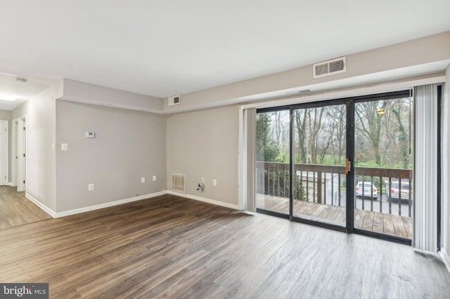 Photo - 10724 West Drive Unit 204 Apartment