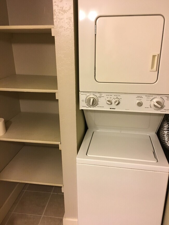 Foto del edificio - 16310 NE 12th Ct
