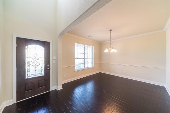 Building Photo - 27303 Aspen Falls Ln