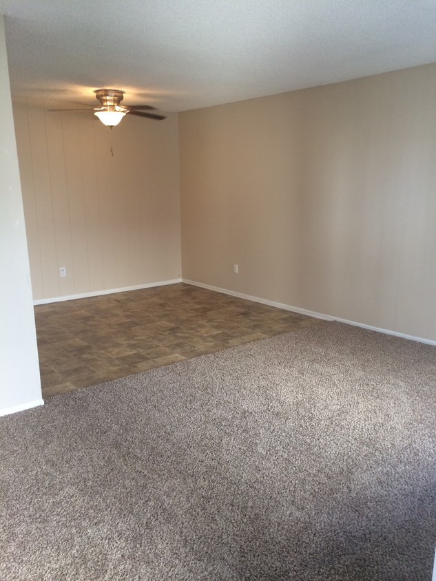 Living/Dining Room - 16661 E McFadden Ave