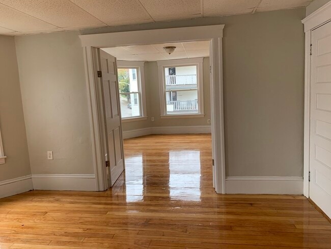 Building Photo - 46 Beaver St