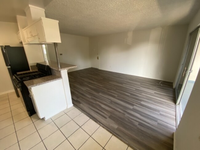 Foto del edificio - 7511 Norton Ave